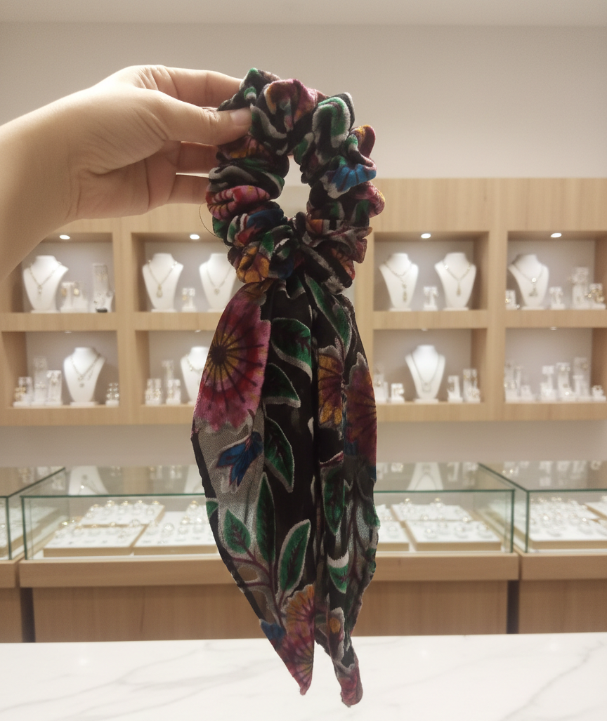 Customize on Demand Scrunchies (All Colours Available )